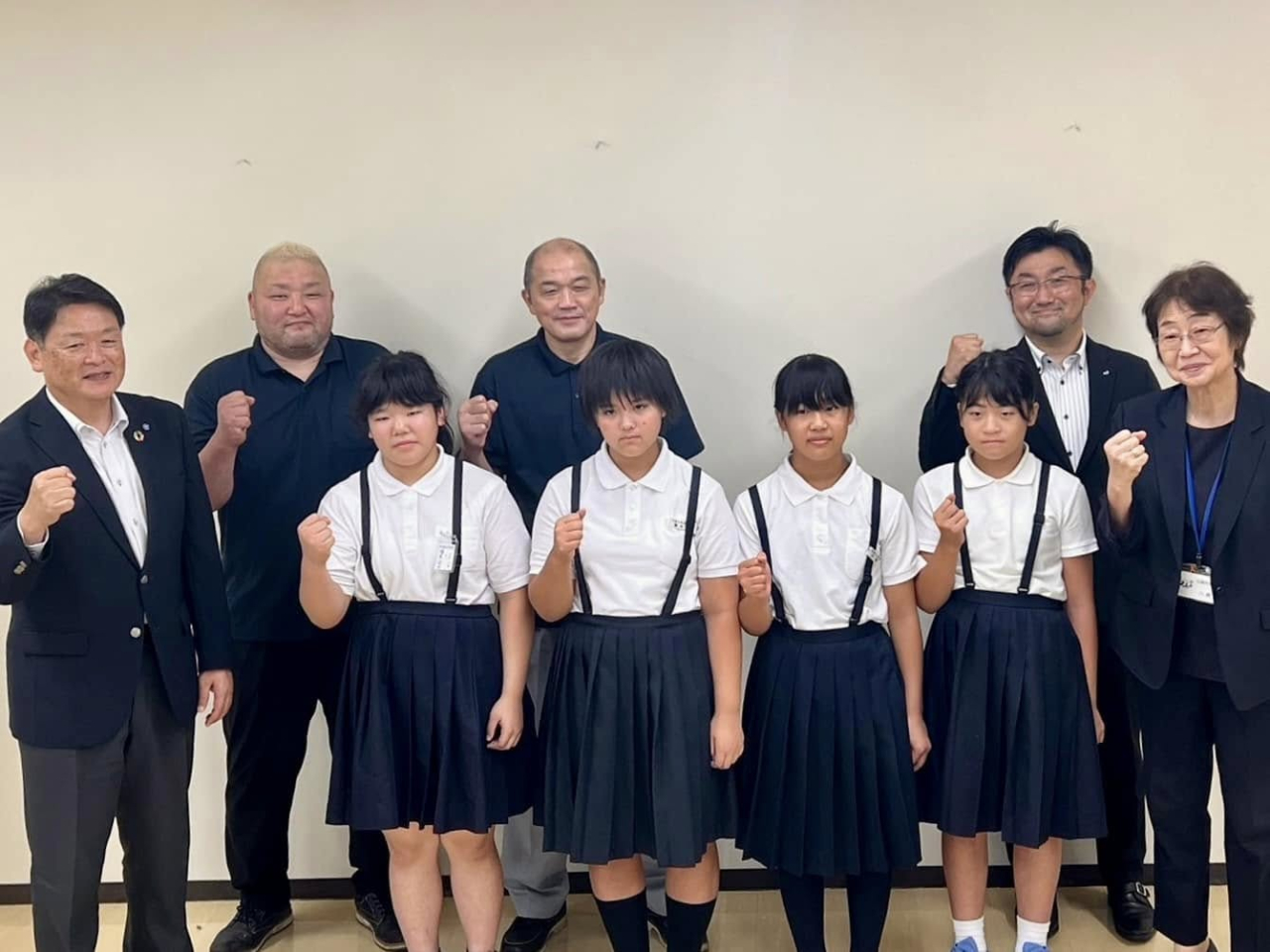 第 5 回わんぱく相撲女子全国大会伊予まつやま大会　七尾市長表敬訪問